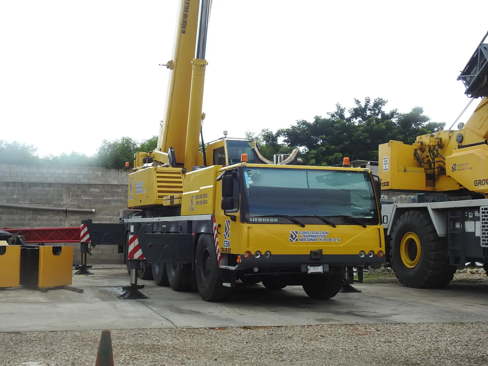 Grúa Liebherr