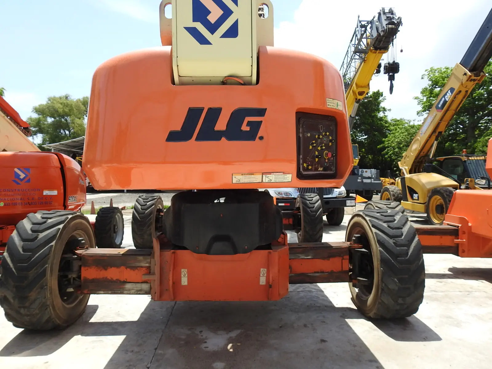 JLG 1500SJ