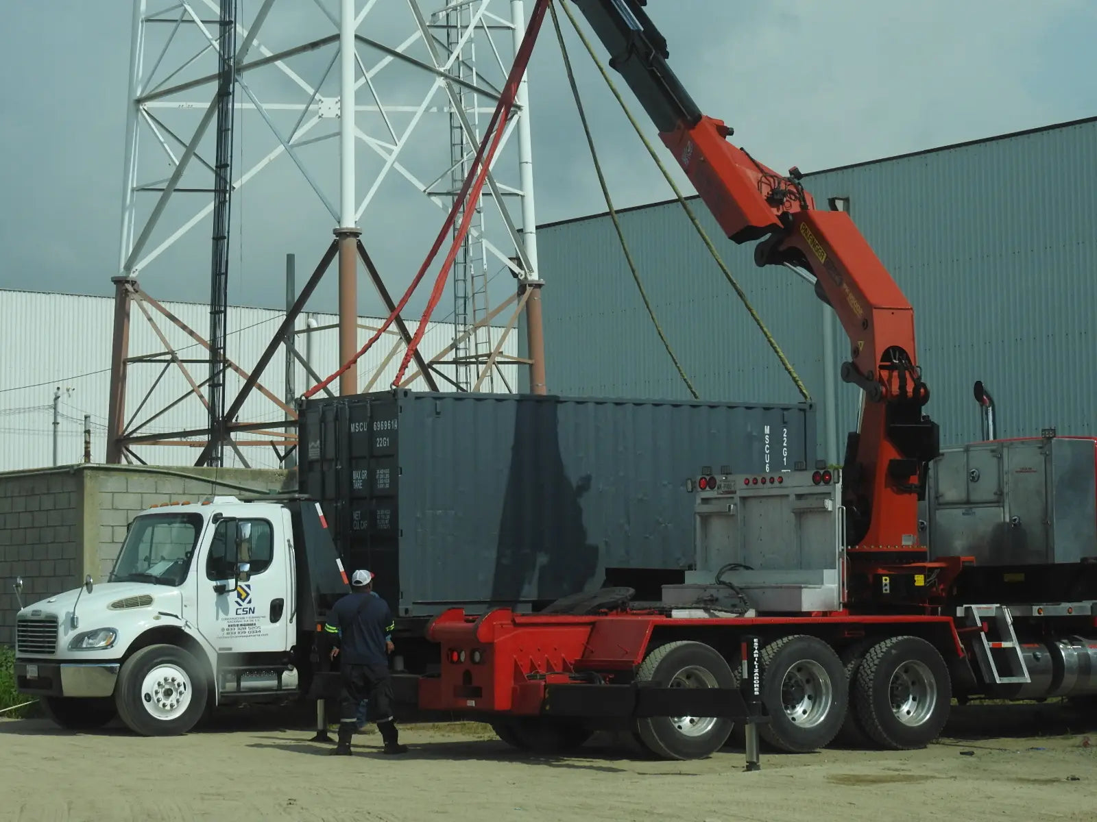 Traslado de contenedores de 20 ft